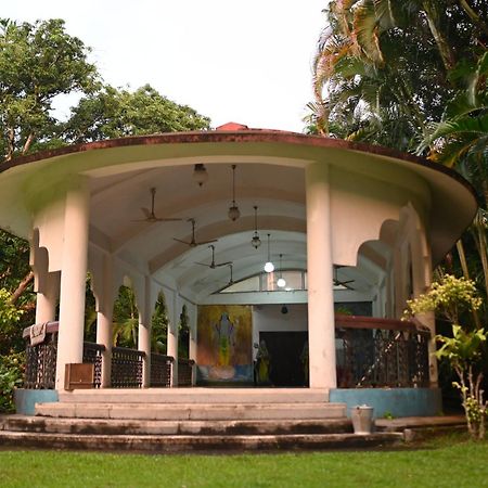 ホテル Thengal Manor Jorhāt エクステリア 写真